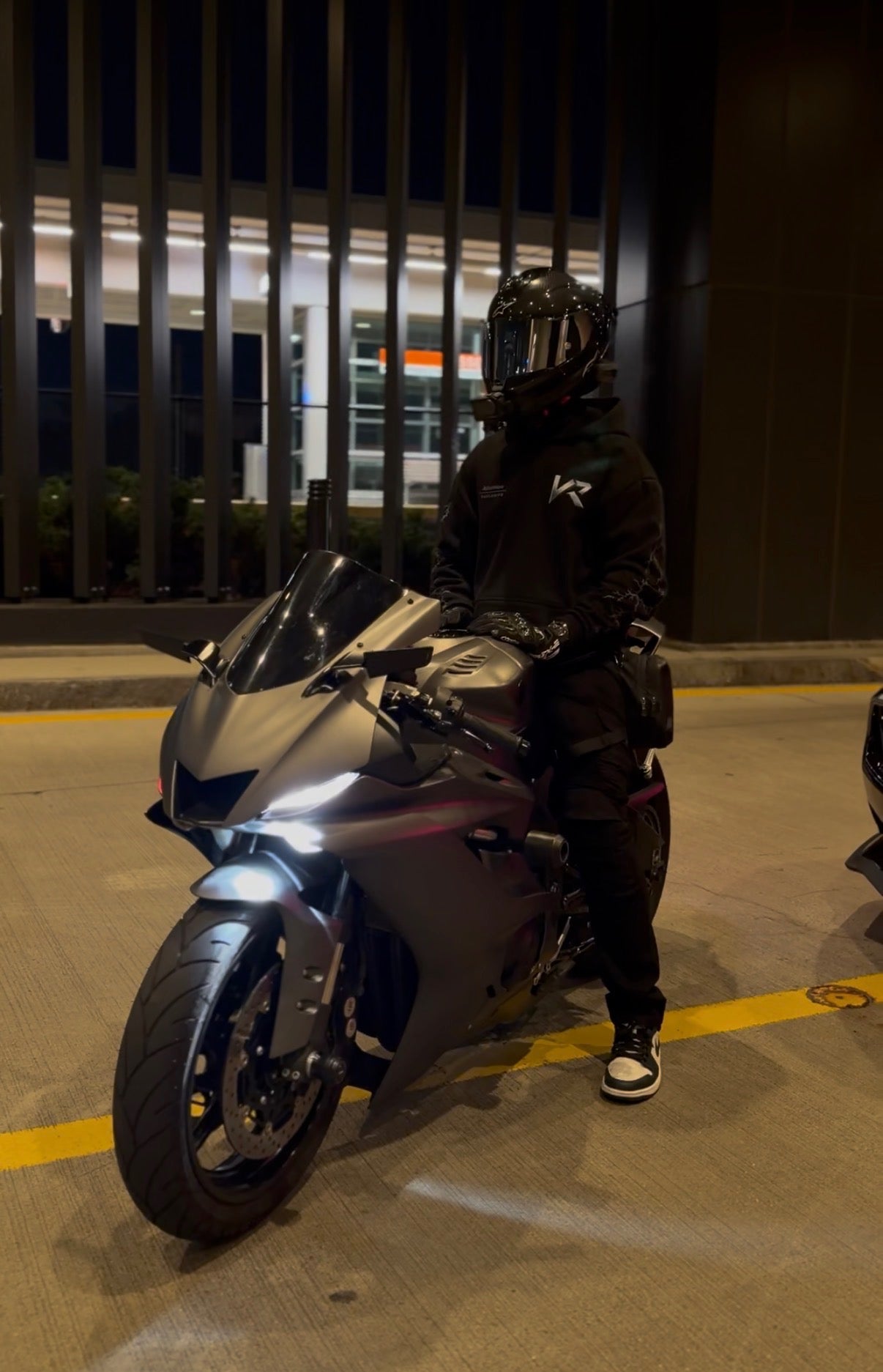 VOLTAGE RACING | HOODIE BLACK